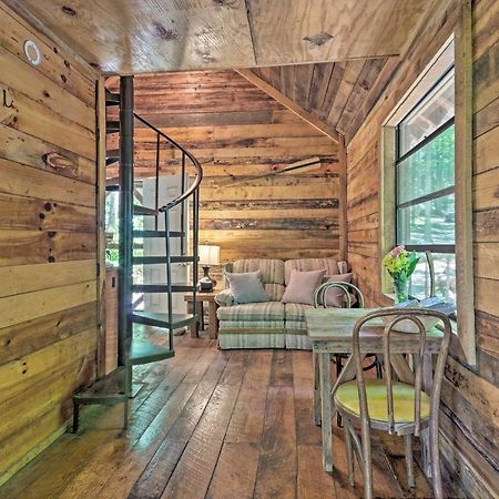 Creekside Cabin With Deck In Pisgah Forest! Barnardsville Eksteriør billede