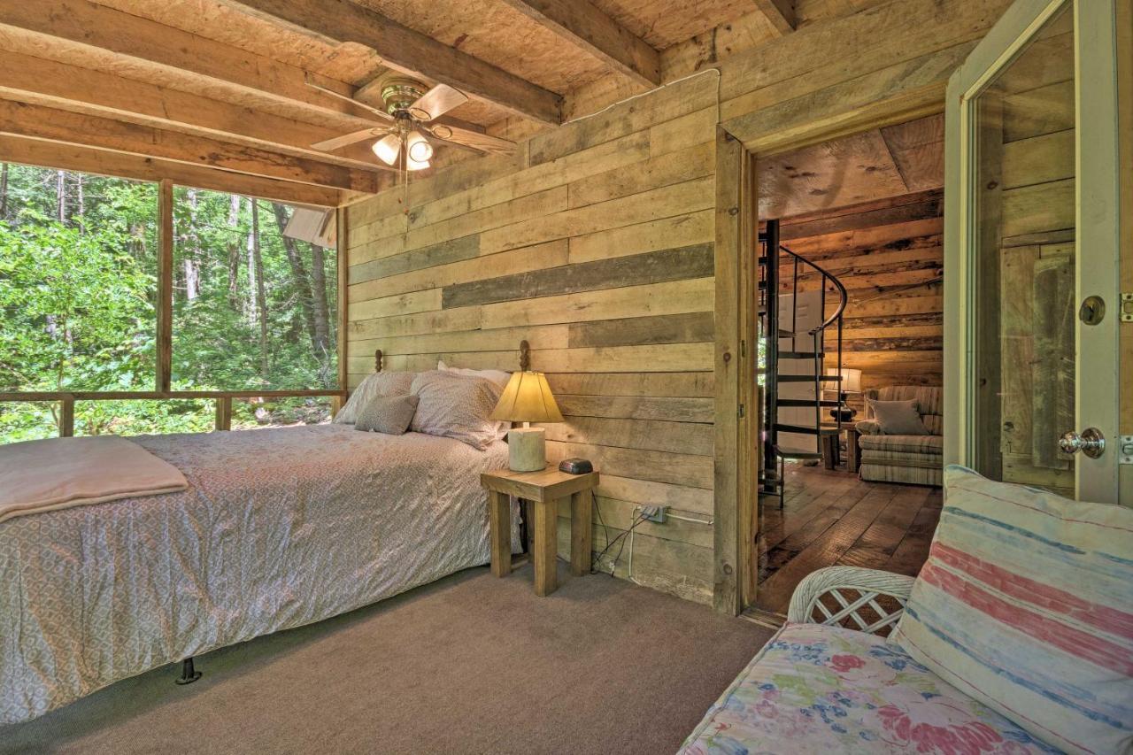 Creekside Cabin With Deck In Pisgah Forest! Barnardsville Eksteriør billede