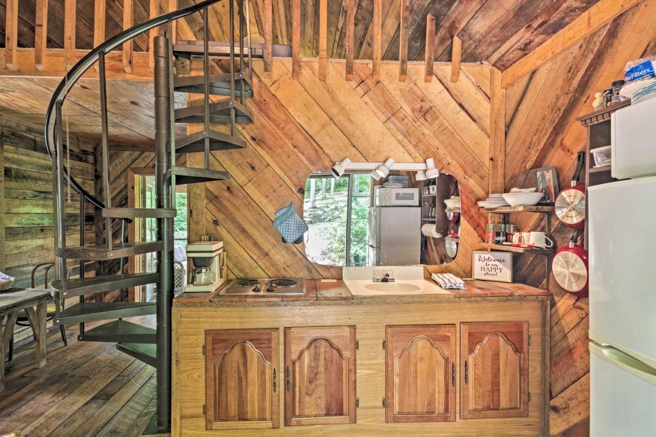Creekside Cabin With Deck In Pisgah Forest! Barnardsville Eksteriør billede